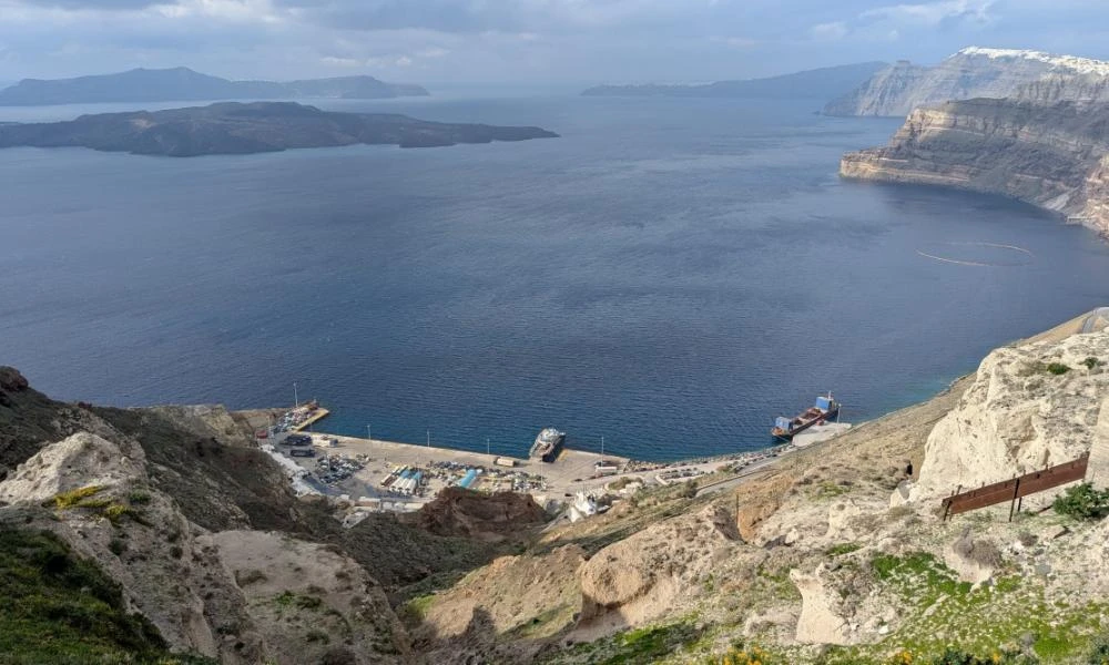 Καραστάθης για Σαντορίνη: Αναμενόμενο να έχουμε σεισμούς 5 Ρίχτερ, δεν έχουμε φτάσει ακόμα σε αποκλιμάκωση